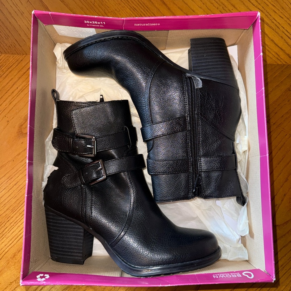 Naturalizer Transform Ankle Boots | Black Smooth | NWT | Size 6M